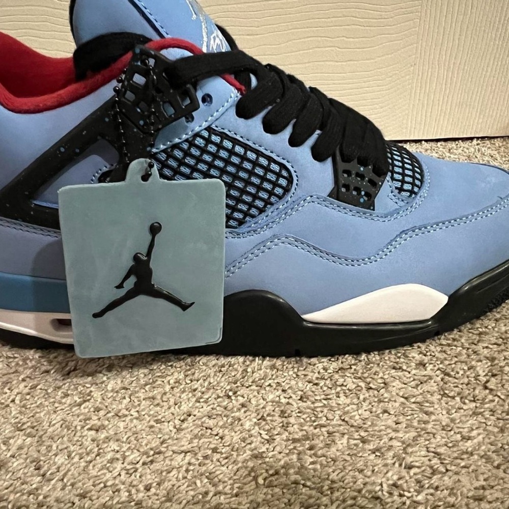 Air Jordan 4 Retro in Blue and Black